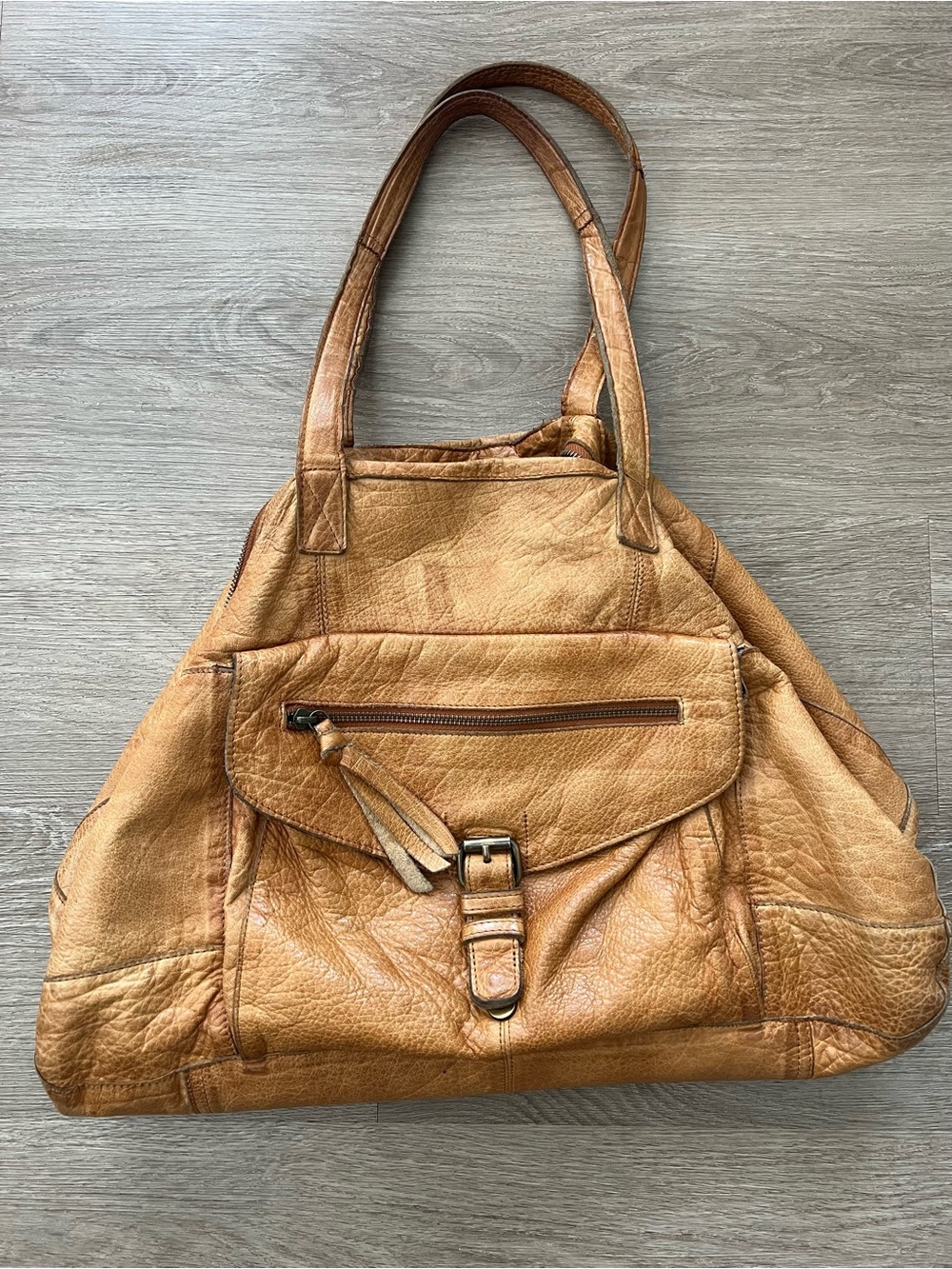 Pieces PCABBY Genuine Leather
Travel Bag Tan Brown 17085471